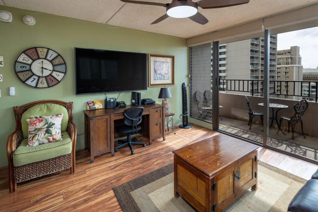 Heart Of Waikiki,1Bdrm,Free Parking, Wifi,No Resort Fees,Youtube,Netflix ! هونولولو المظهر الخارجي الصورة