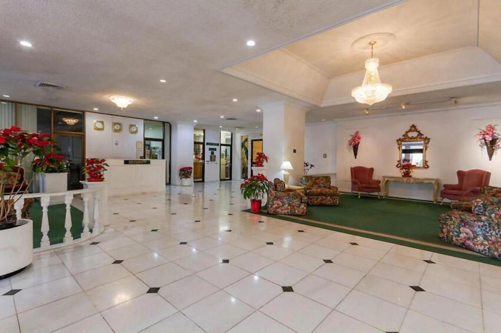 Heart Of Waikiki,1Bdrm,Free Parking, Wifi,No Resort Fees,Youtube,Netflix ! هونولولو المظهر الخارجي الصورة
