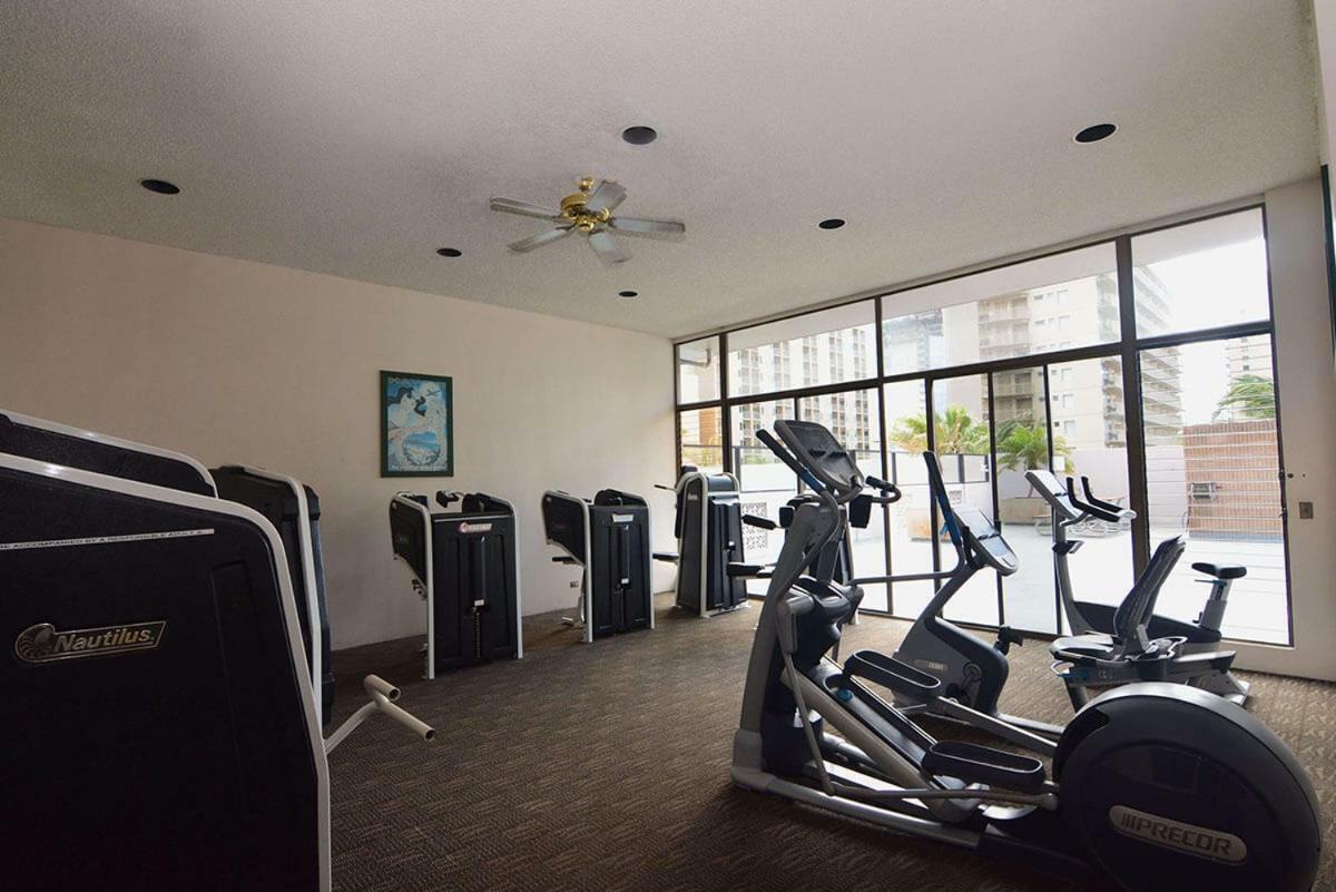 Heart Of Waikiki,1Bdrm,Free Parking, Wifi,No Resort Fees,Youtube,Netflix ! هونولولو المظهر الخارجي الصورة
